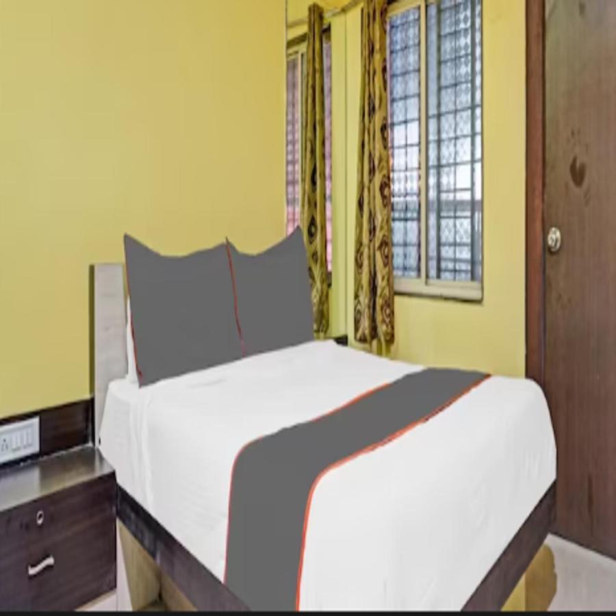 Carnival Hotel Pune Exterior photo