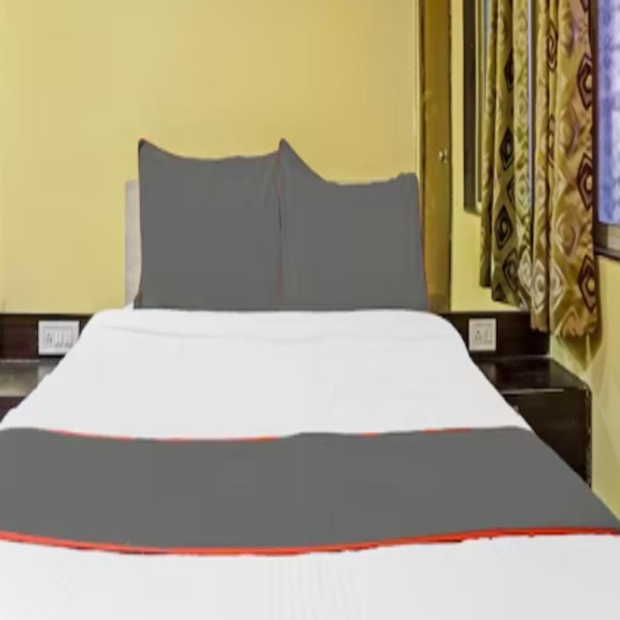 Carnival Hotel Pune Exterior photo